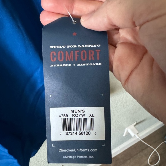 Men’s Scrubs - Picture 6 of 7